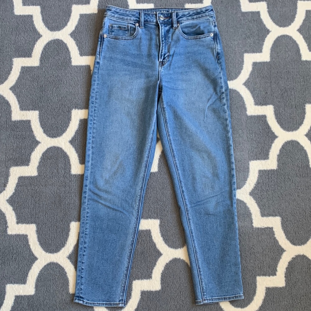 American Eagle Stretch Mom Jeans